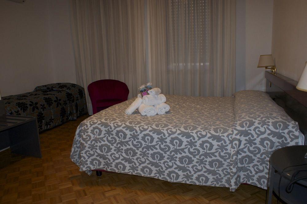 Hotel Pittini เจโมนา เดล ฟริอูลี ภายนอก รูปภาพ